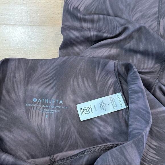 Athleta Salutation Stash Pocket II Printed High Rise
Tight Leggings Ava Almond - Picture 7 of 9